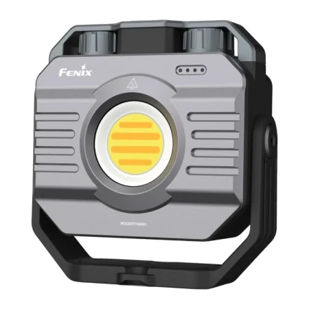 Фонарь Fenix CL28R многофункциональный